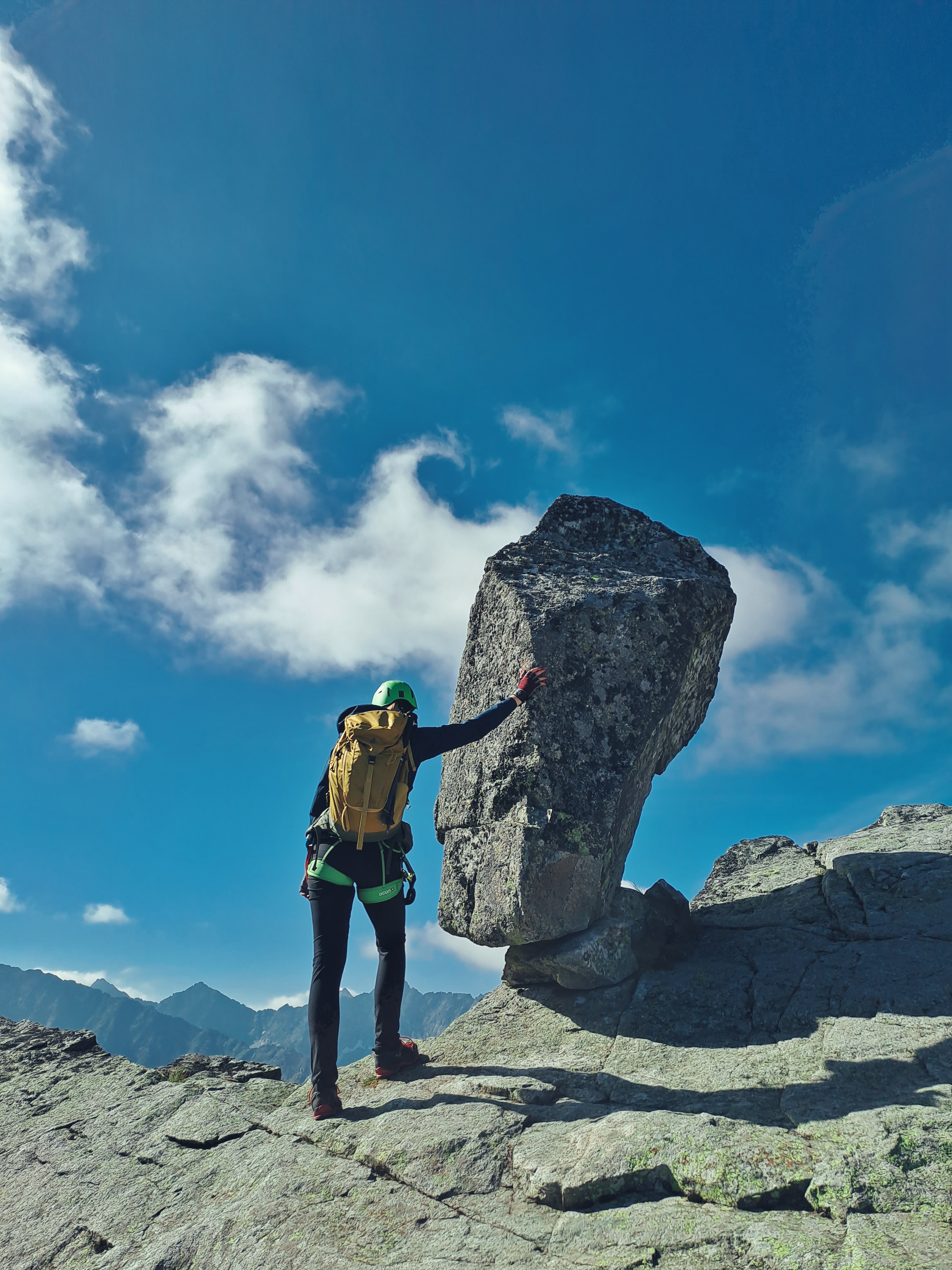 Tatry - jezioro górskie